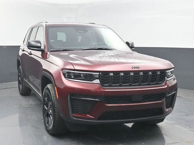 2026 Jeep Grand Cherokee Laredo Altitude