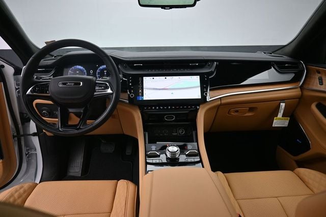 2026 Jeep Grand Cherokee Summit