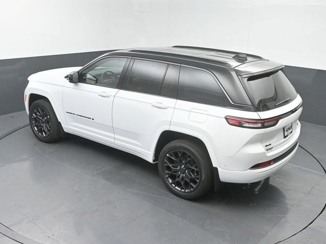 2026 Jeep Grand Cherokee Summit