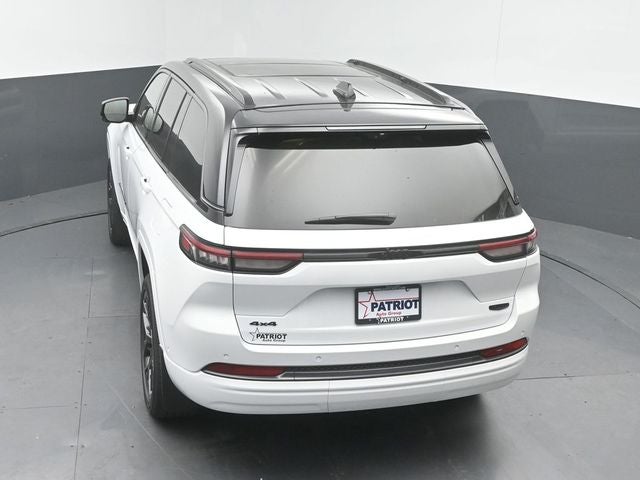 2026 Jeep Grand Cherokee Summit