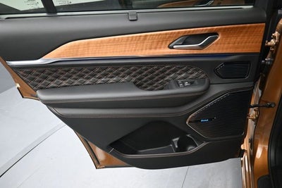 2026 Jeep Grand Cherokee L Summit