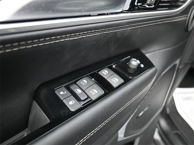 2026 Jeep Grand Wagoneer L 4x4