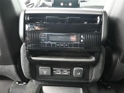 2026 Jeep Grand Wagoneer L 4x4