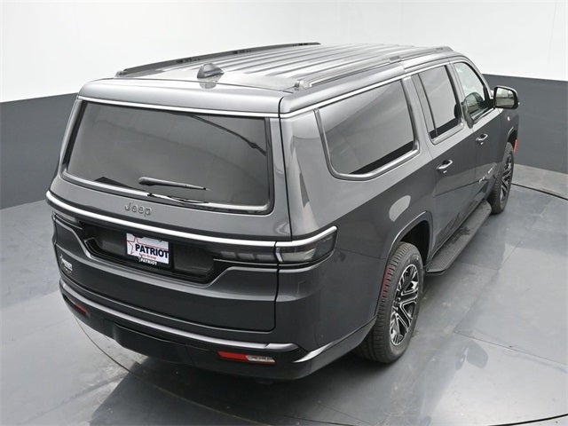 2026 Jeep Grand Wagoneer L 4x4