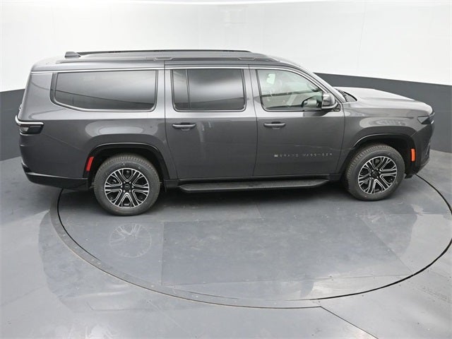 2026 Jeep Grand Wagoneer L 4x4