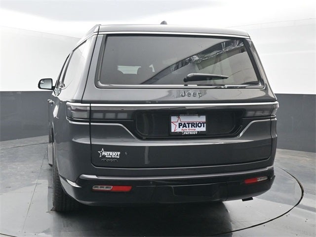 2026 Jeep Grand Wagoneer L 4x4