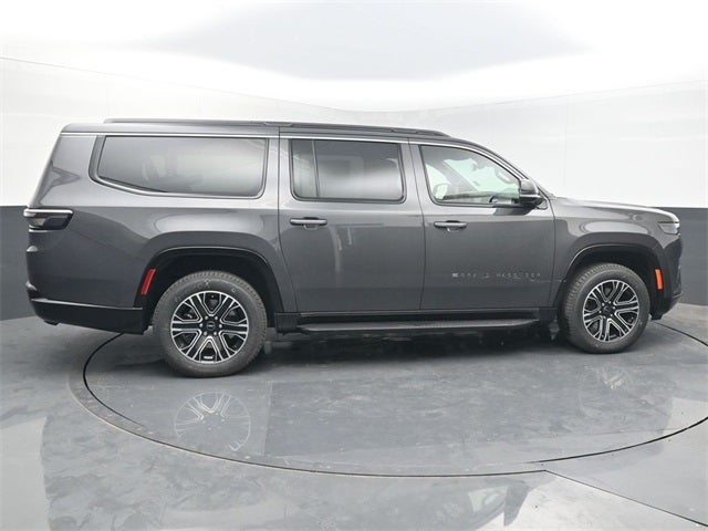 2026 Jeep Grand Wagoneer L 4x4