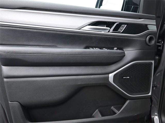 2026 Jeep Grand Wagoneer L 4x4