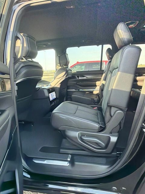 2026 Jeep Grand Wagoneer Summit Obsidian