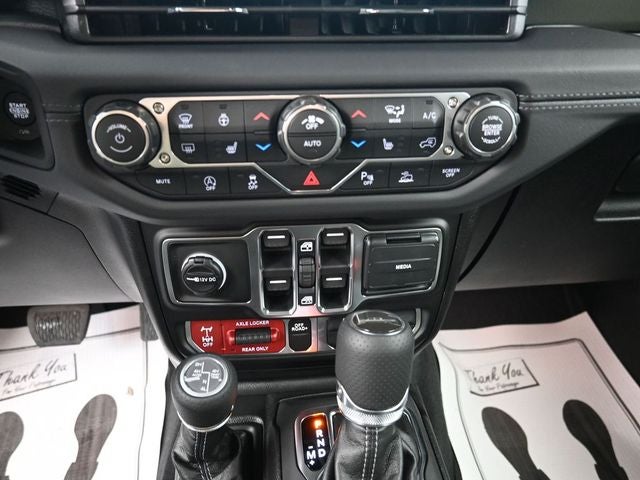2026 Jeep Gladiator Mojave