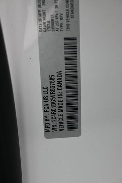 2027 Chrysler Pacifica Select