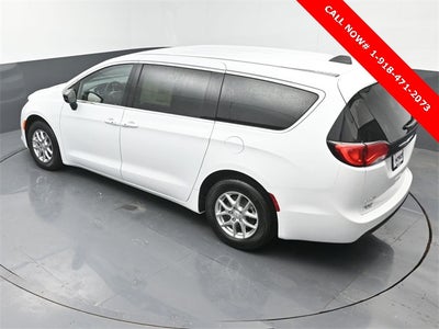 2026 Chrysler Voyager LX