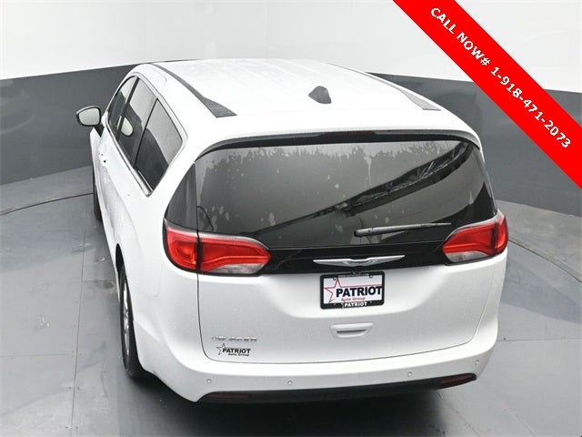 2026 Chrysler Voyager LX