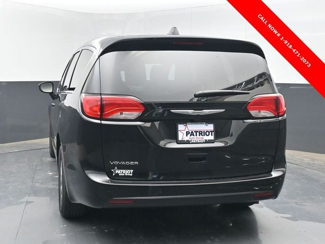 2026 Chrysler Voyager LX