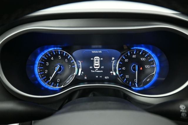 2027 Chrysler Pacifica LX
