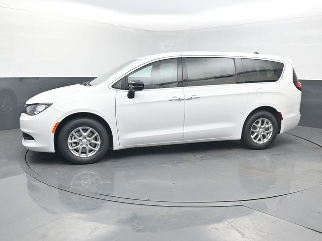 2027 Chrysler Pacifica LX