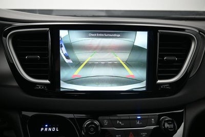 2027 Chrysler Pacifica LX