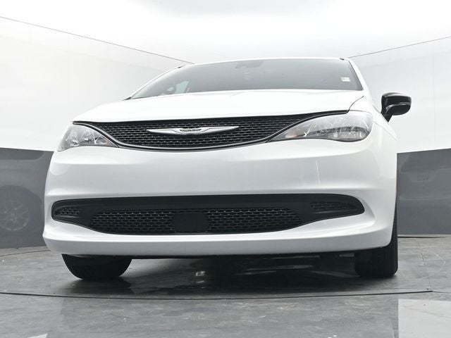 2027 Chrysler Pacifica LX