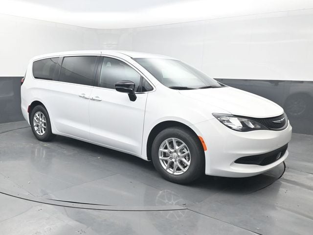 2027 Chrysler Pacifica LX