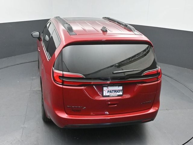 2027 Chrysler Pacifica Limited