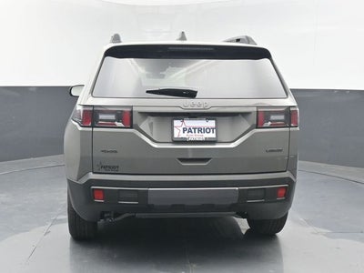 2026 Jeep Cherokee Laredo