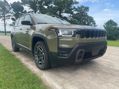 2026 Jeep Cherokee Laredo