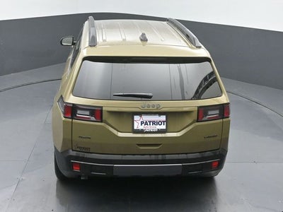 2026 Jeep Cherokee Laredo