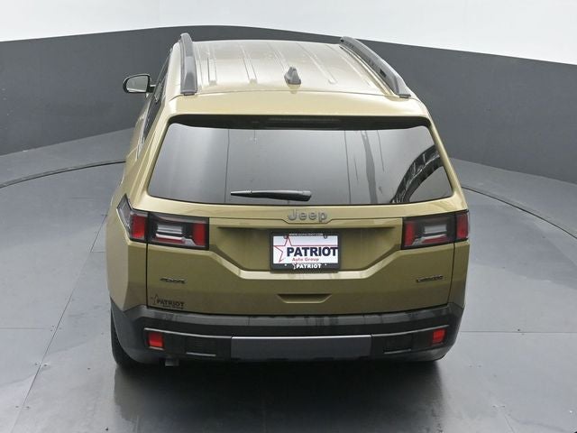 2026 Jeep Cherokee Laredo