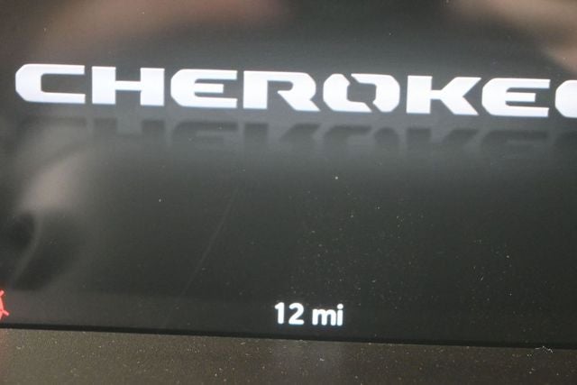 2026 Jeep Cherokee Overland