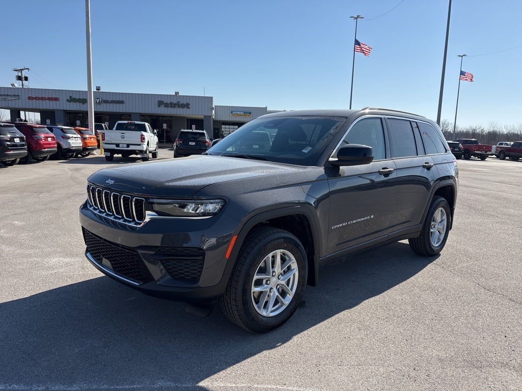2026 Jeep Grand Cherokee Laredo