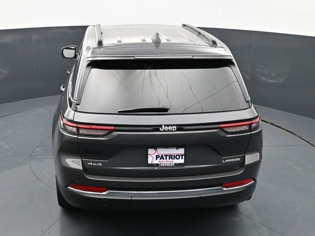 2026 Jeep Grand Cherokee Laredo