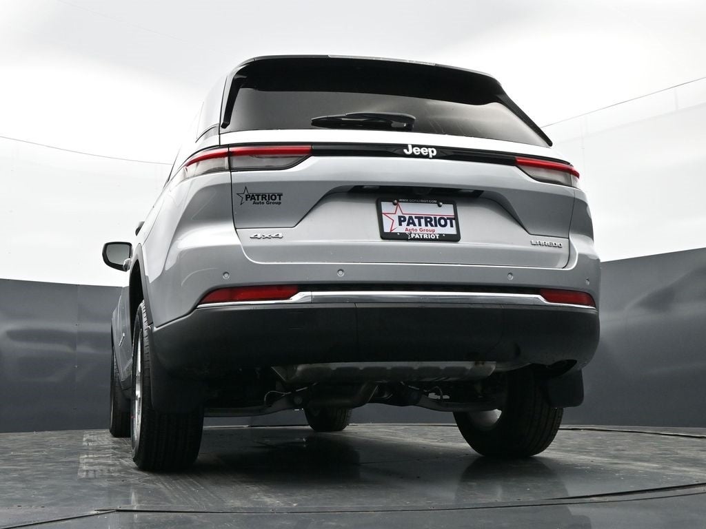 2026 Jeep Grand Cherokee Laredo