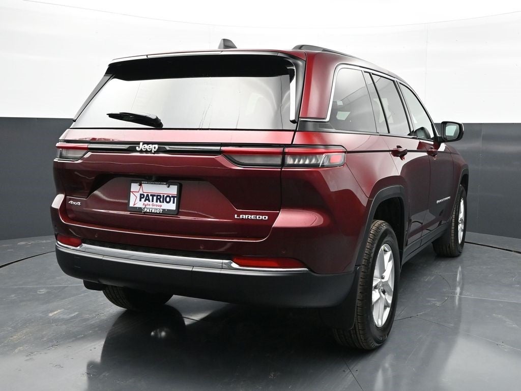 2026 Jeep Grand Cherokee Laredo