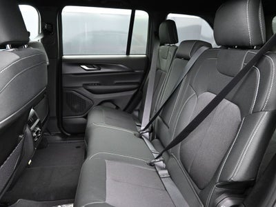 2026 Jeep Grand Cherokee Laredo