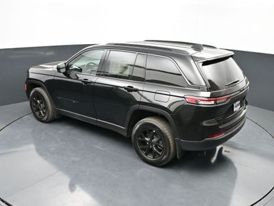 2026 Jeep Grand Cherokee Laredo
