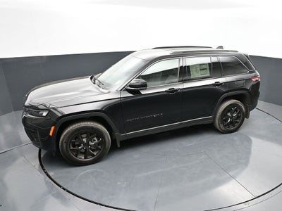 2026 Jeep Grand Cherokee Laredo