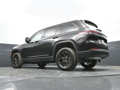 2026 Jeep Grand Cherokee Laredo