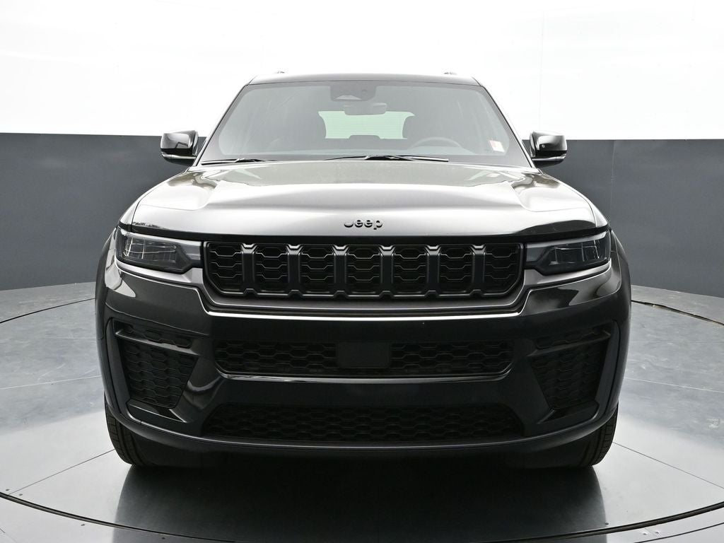 2026 Jeep Grand Cherokee Laredo