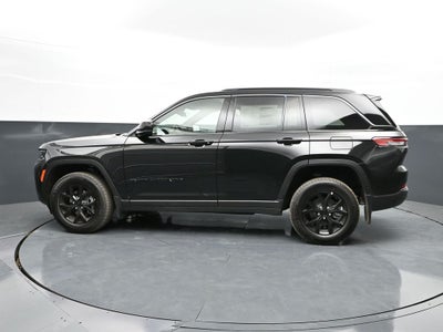 2026 Jeep Grand Cherokee Laredo