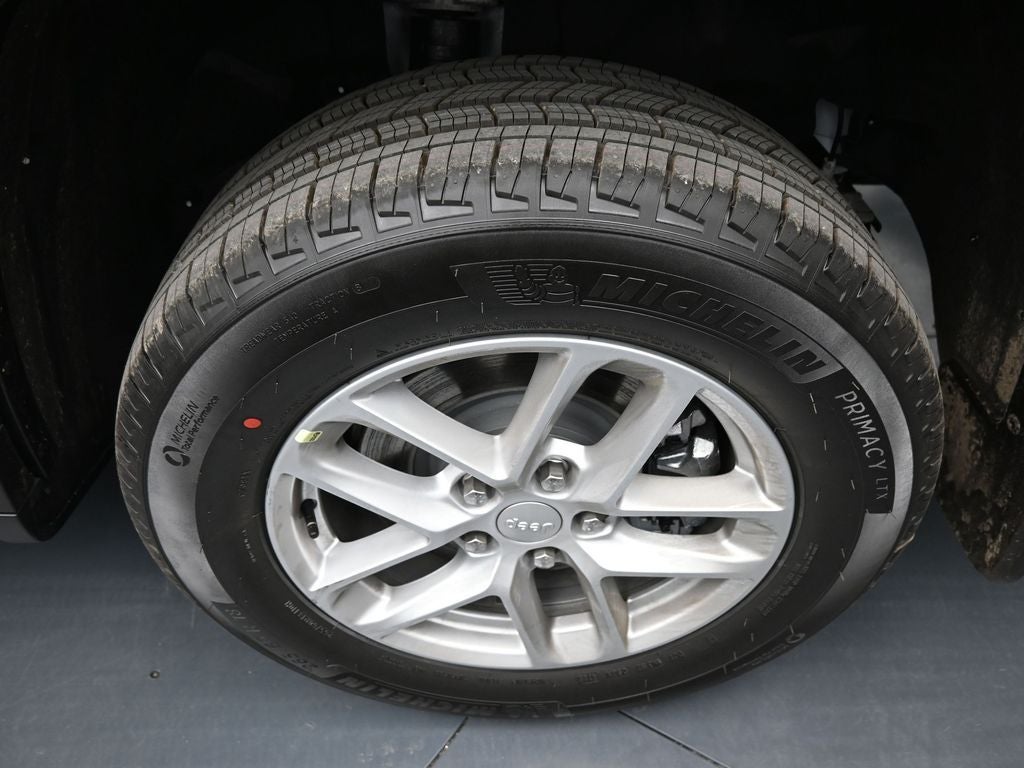 2026 Jeep Grand Cherokee L Laredo