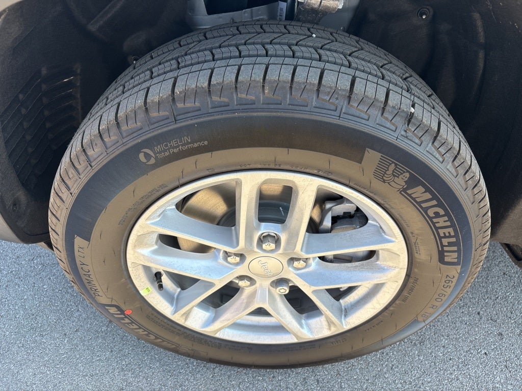 2026 Jeep Grand Cherokee L Laredo