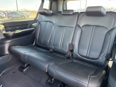 2026 Jeep Grand Wagoneer L 4x4