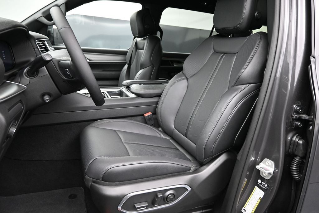 2026 Jeep Grand Wagoneer L Limited Altitude