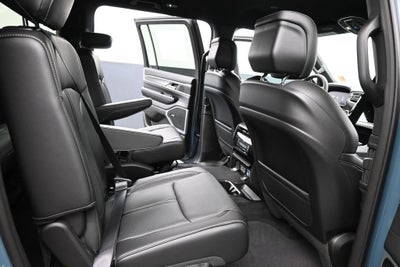 2026 Jeep Grand Wagoneer 4x2