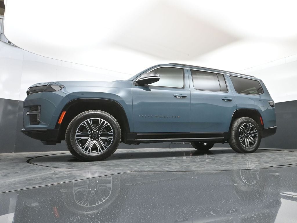 2026 Jeep Grand Wagoneer 4x2