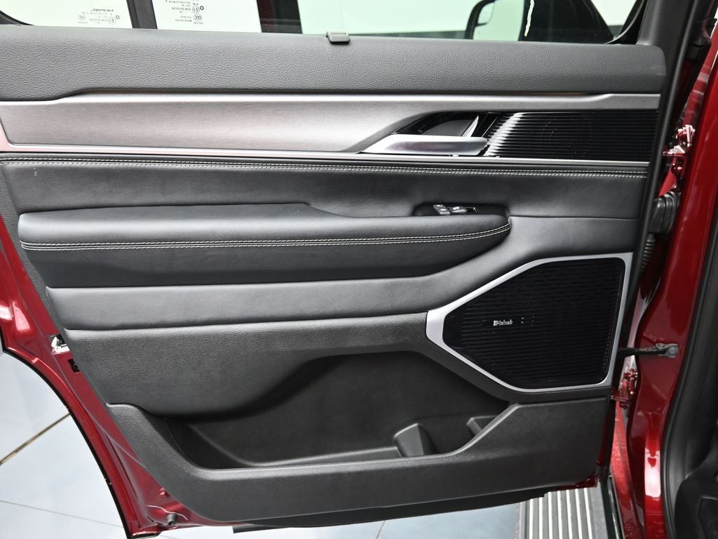 2026 Jeep Grand Wagoneer Limited Reserve