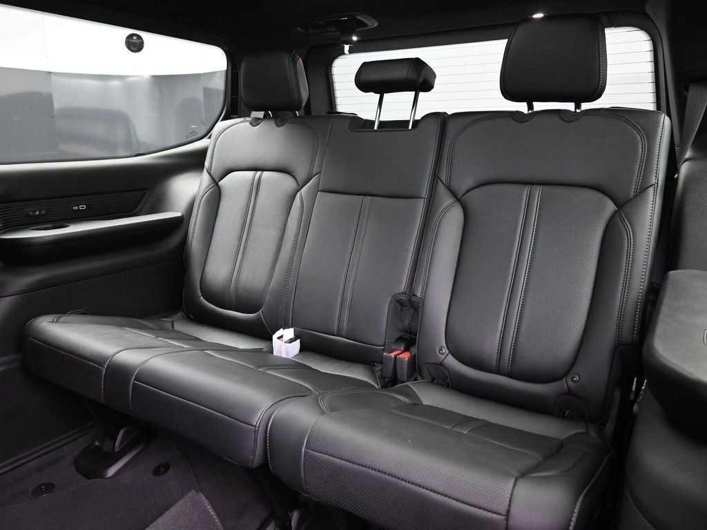 2026 Jeep Grand Wagoneer Limited Reserve