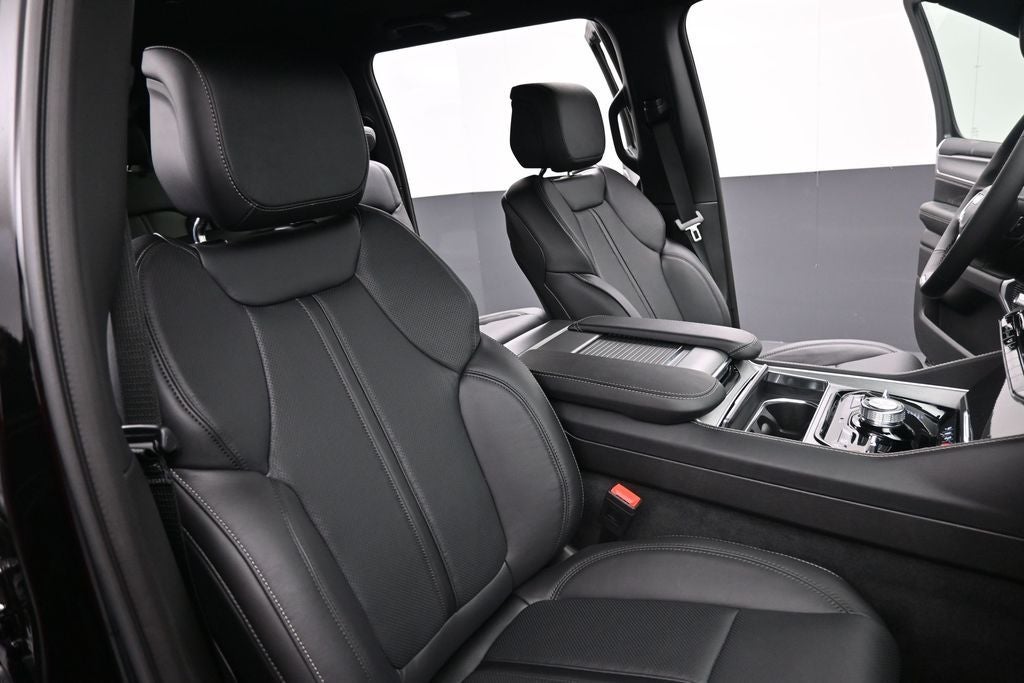 2026 Jeep Grand Wagoneer Limited Altitude