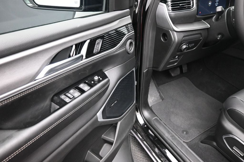 2026 Jeep Grand Wagoneer Limited Altitude