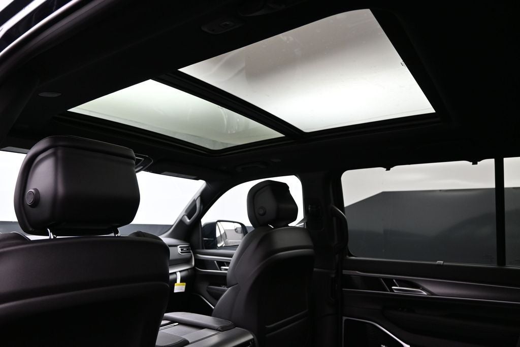 2026 Jeep Grand Wagoneer Limited Reserve